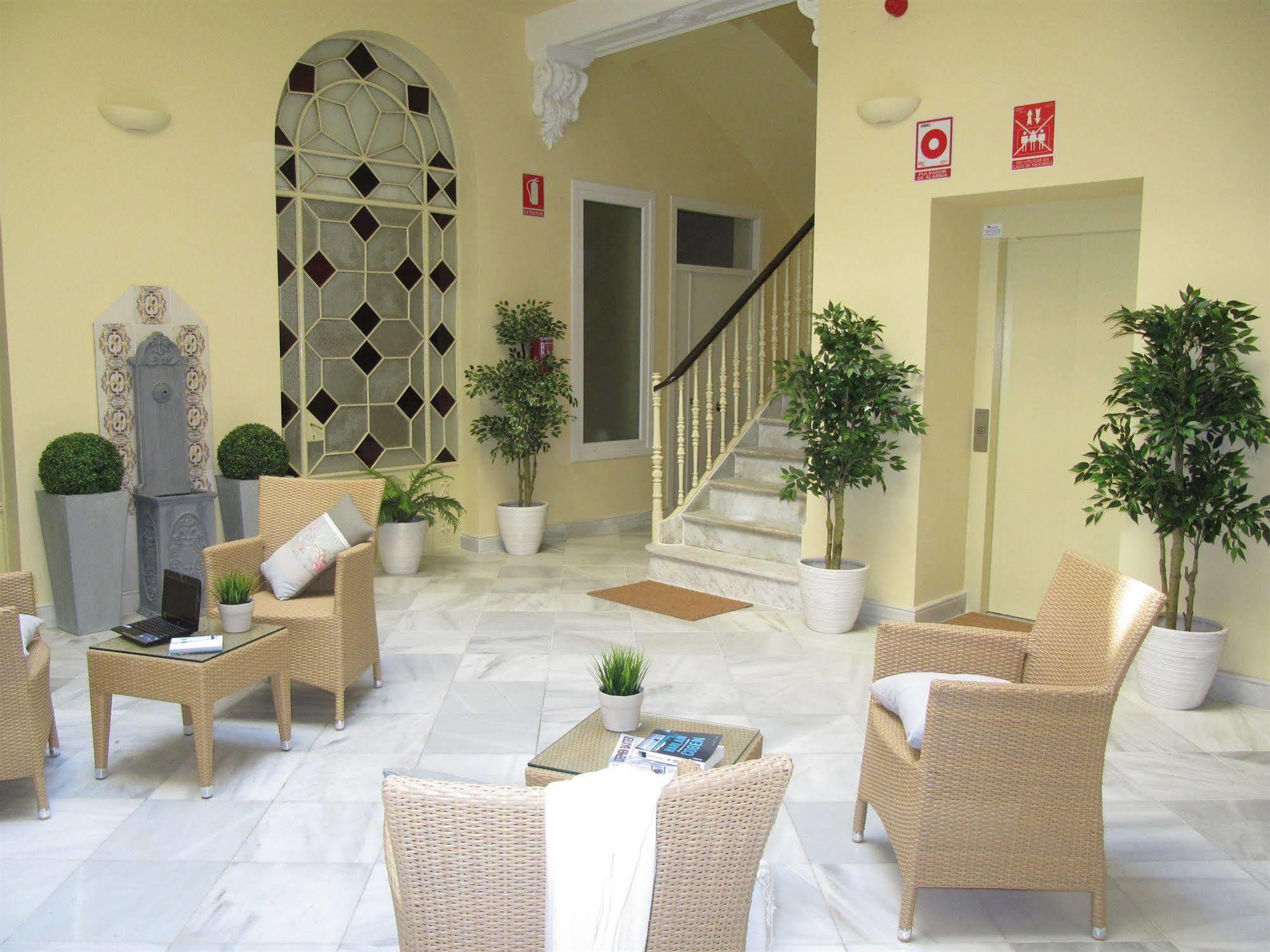Life Apartments San Vicente Sevilla Dış mekan fotoğraf