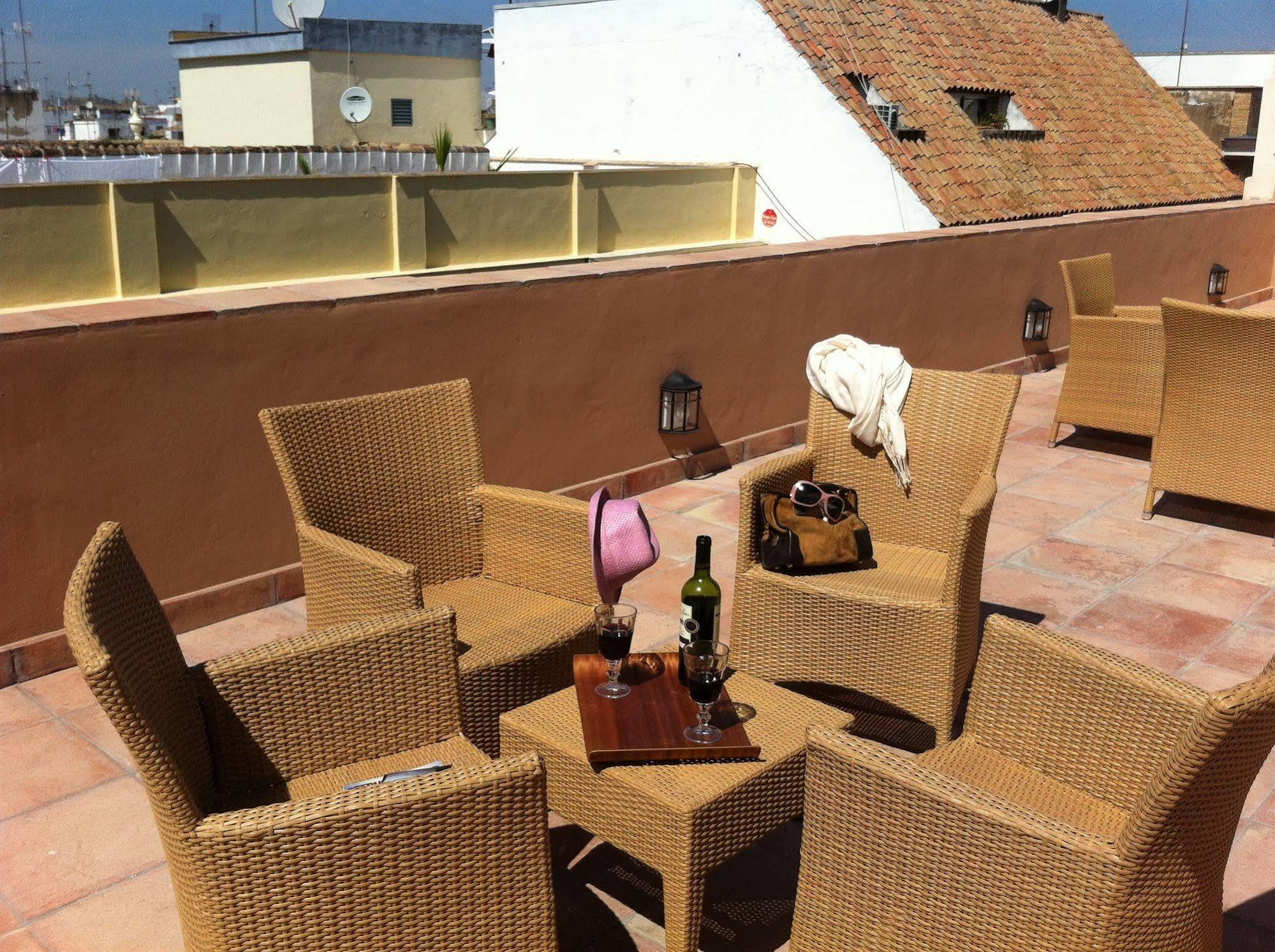 Life Apartments San Vicente Sevilla Dış mekan fotoğraf