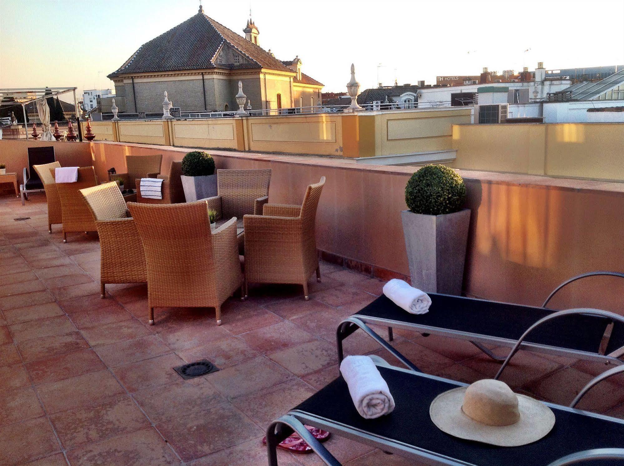 Life Apartments San Vicente Sevilla Dış mekan fotoğraf