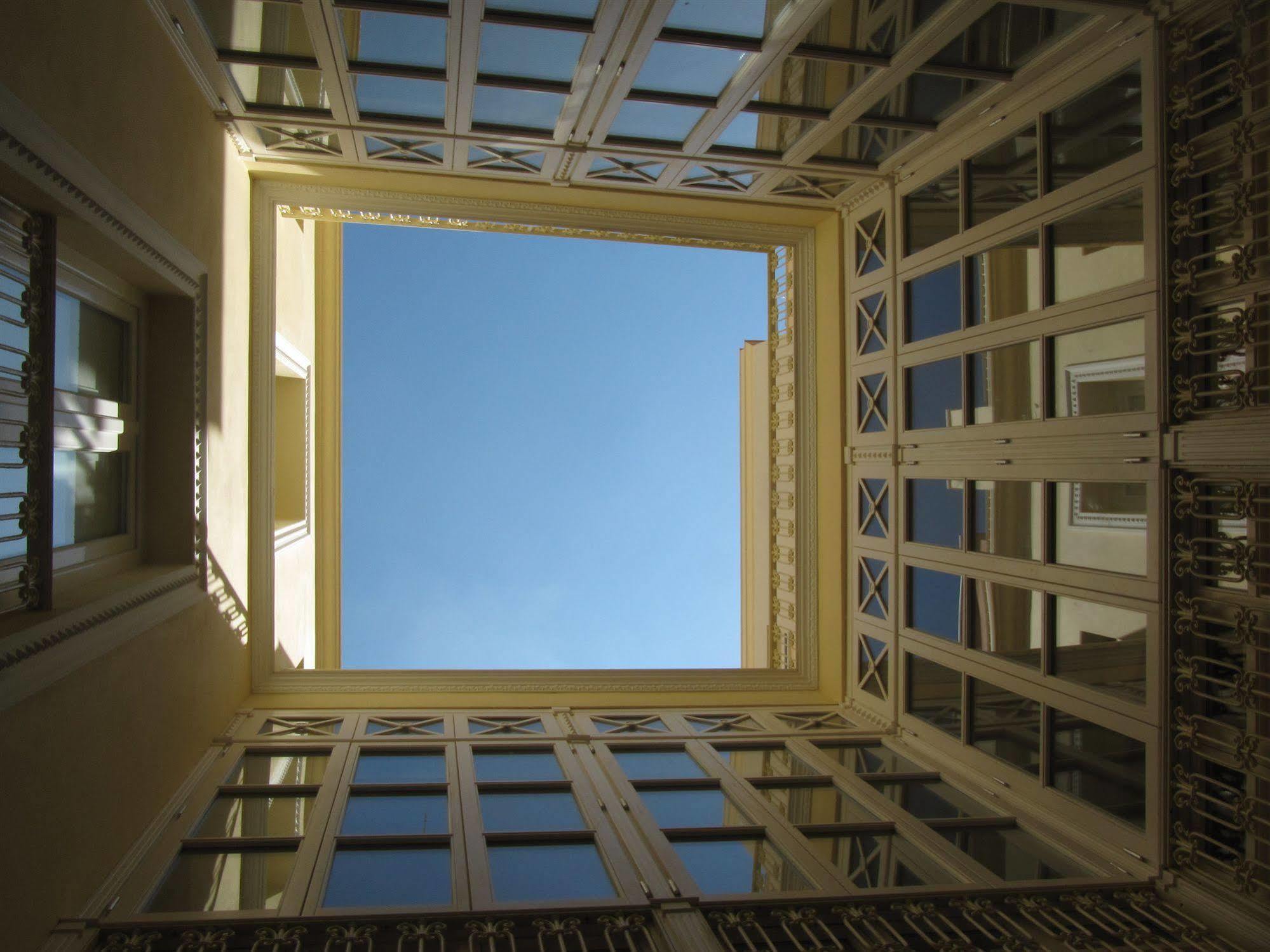 Life Apartments San Vicente Sevilla Dış mekan fotoğraf