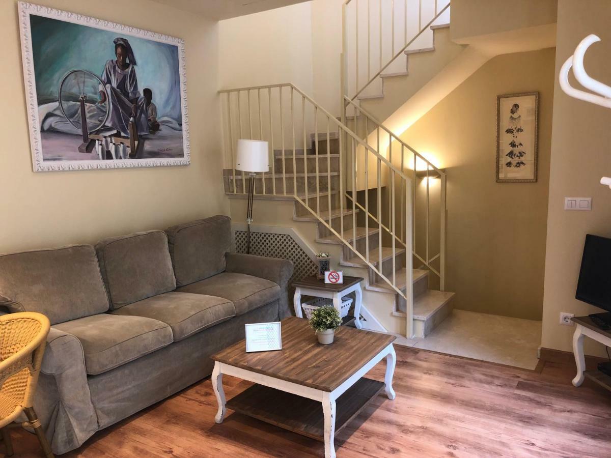 Life Apartments San Vicente Sevilla Dış mekan fotoğraf