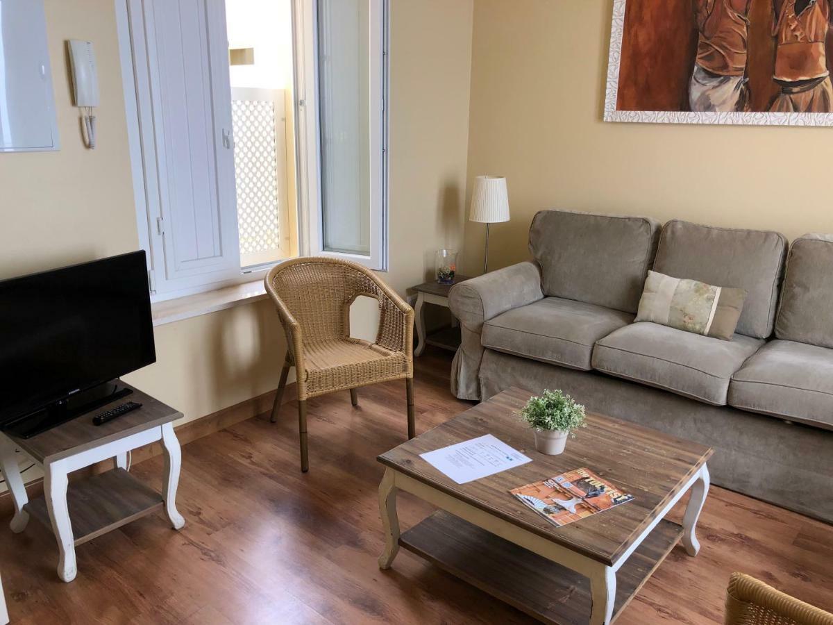 Life Apartments San Vicente Sevilla Dış mekan fotoğraf